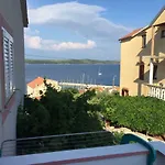 Ema Appartement Sali