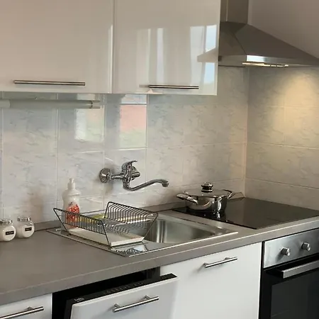 Ema Apartman *