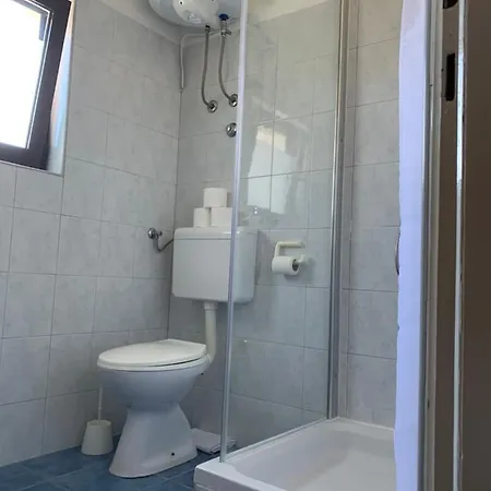 Apartment Ema