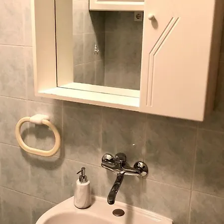 Ema Apartment Sali