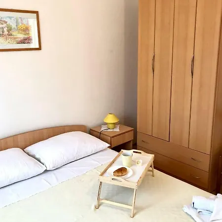 Apartment Ema
