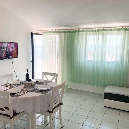 Ema Apartment Sali