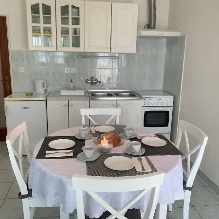 Apartment Ema